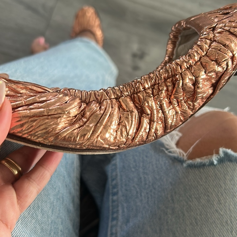 Dolce & Gabbana Metallic Copper Rose Gold Ballerina Flats 37 - Picture 8 of 10